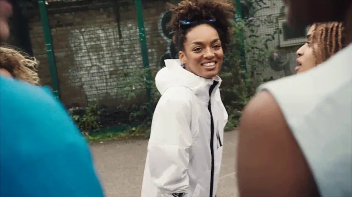 ADIDAS SS19 WNDJACKET MARCELOxADRIENNE